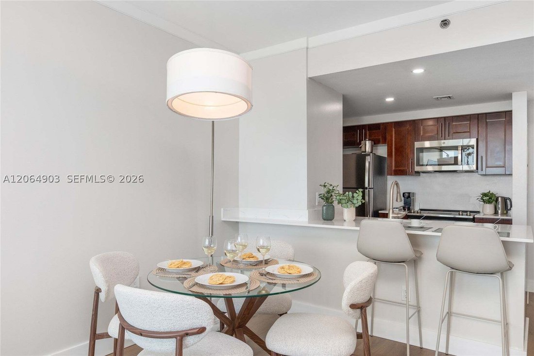 Condominio en Miami, Florida, Estados Unidos 3 - 18579337