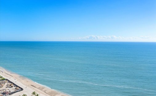Condo in Golden Beach, Florida, United States 1