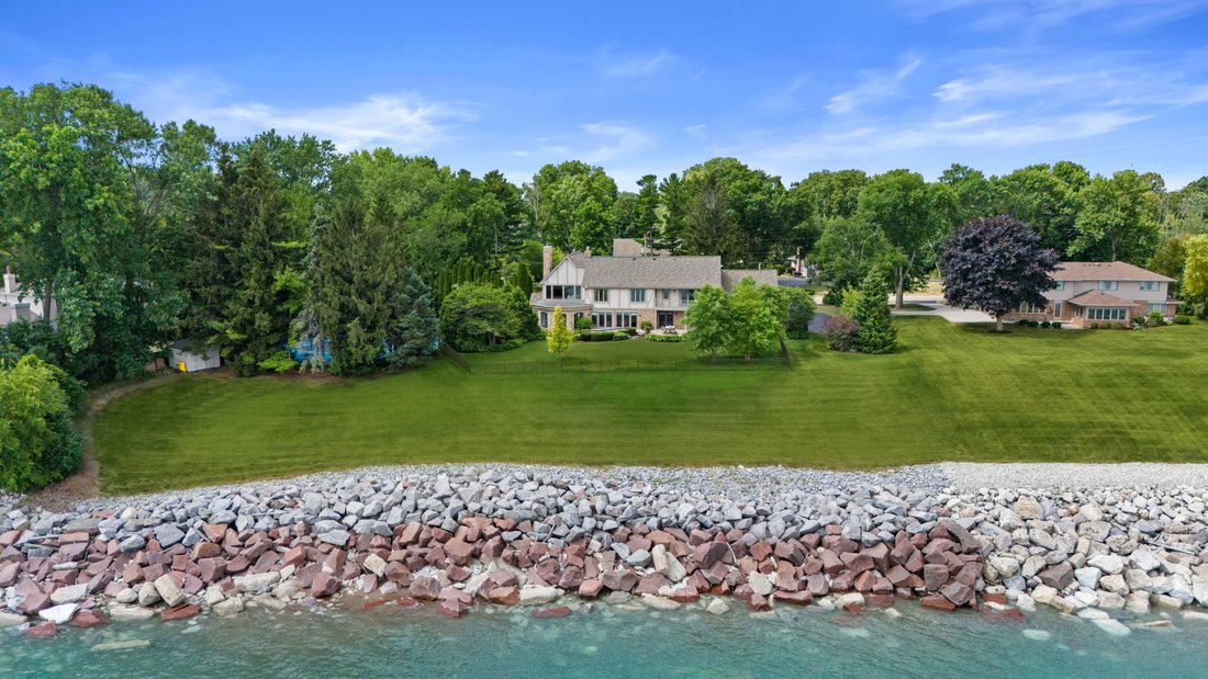 Casa a Caledonia, Wisconsin, Stati Uniti 2 - 18541172