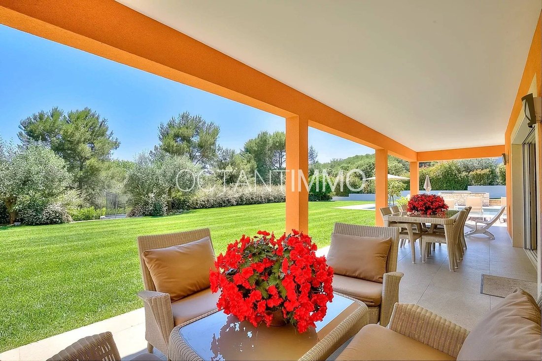 Villa en Bois Fleuri-Chevre d'Or-Saint Philippe, Biot, Francia 4 - 18456782