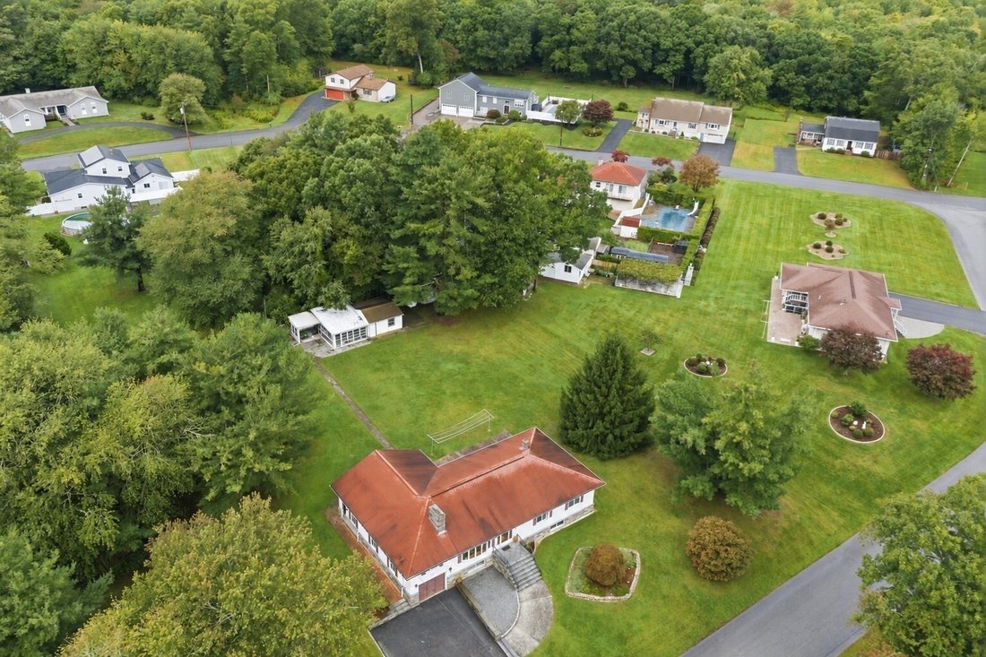 House in Westport, Massachusetts, United States 4 - 19006906