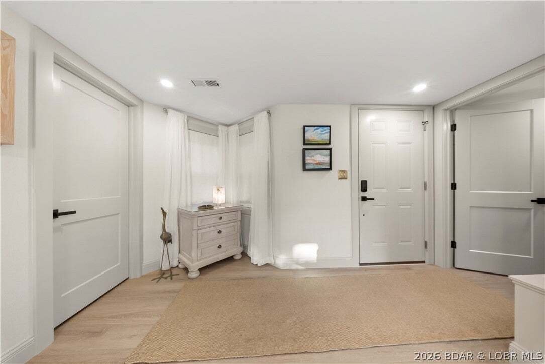 Condo in Lake Ozark, Missouri, United States 5 - 19002715