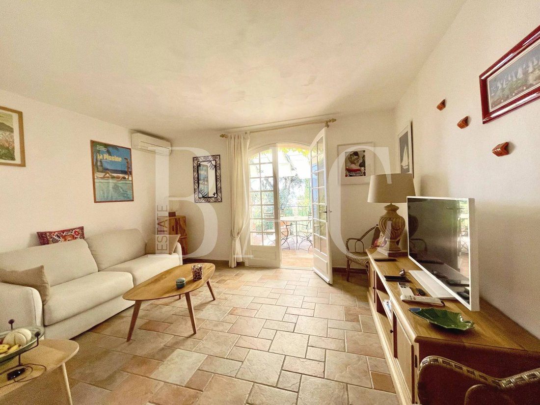 Appartement à Zone Est Diffuse, Saint-Tropez, France 5 - 18576707