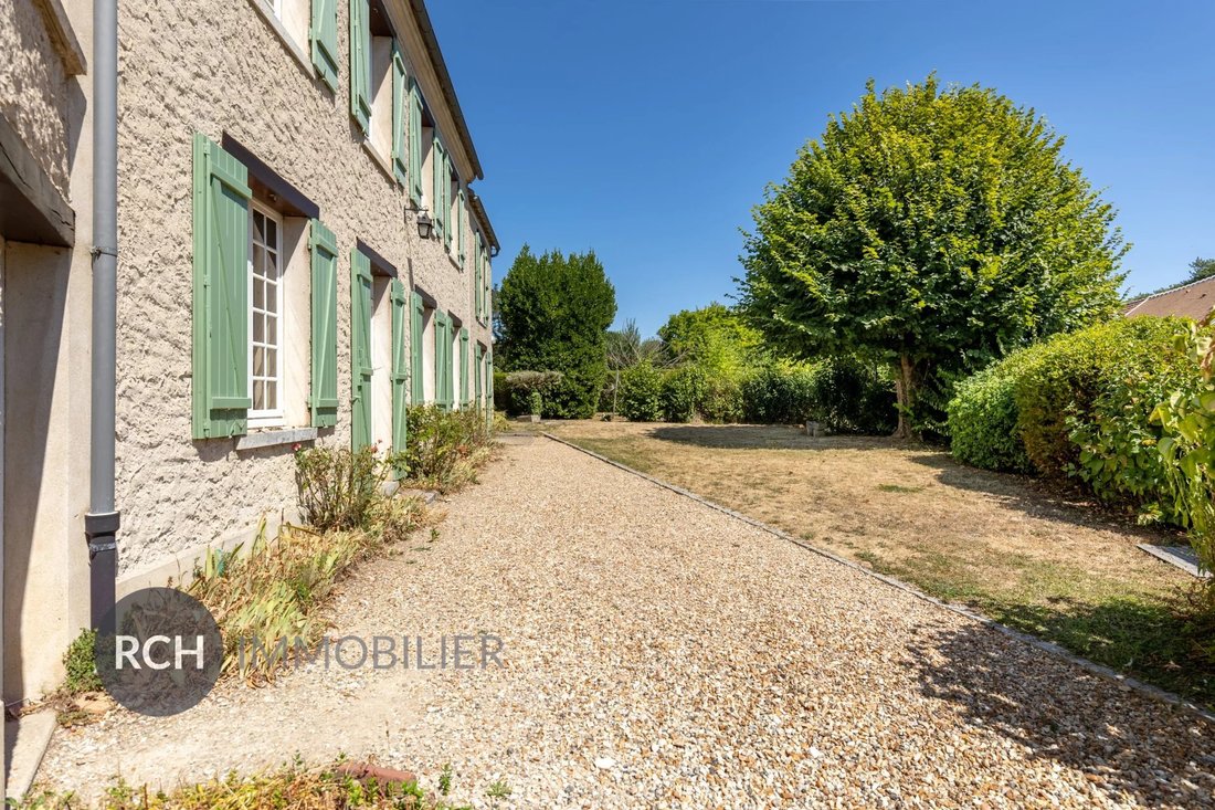 House in Thoiry, Ile-de-France, France 2 - 19001758