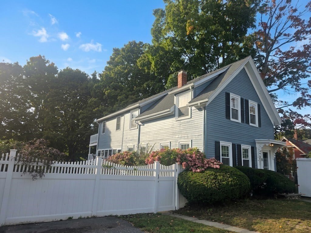 House in Stoneham, Massachusetts, United States 1 - 19002493