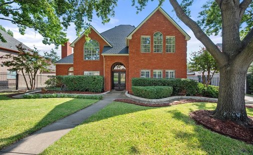 House in Arlington, Texas, United States 1