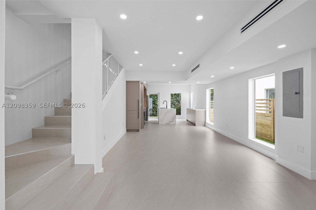 House in Miami, Florida, United States 4 - 19007016