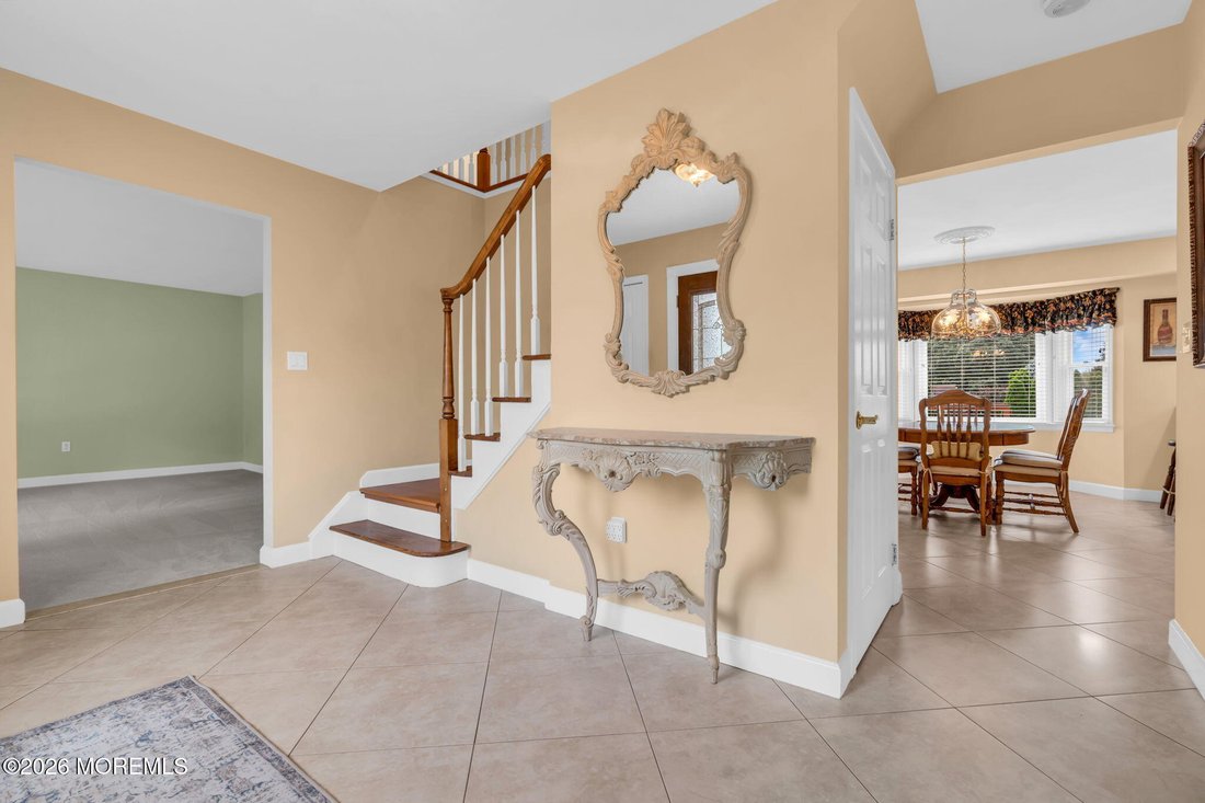 House in Freehold Township, New Jersey, United States 5 - 19002537