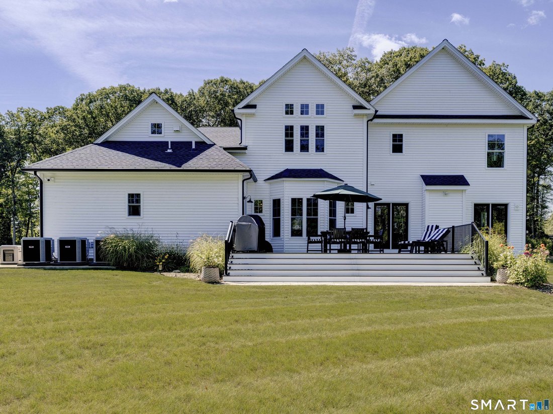 House in Burlington, Connecticut, United States 5 - 19000325