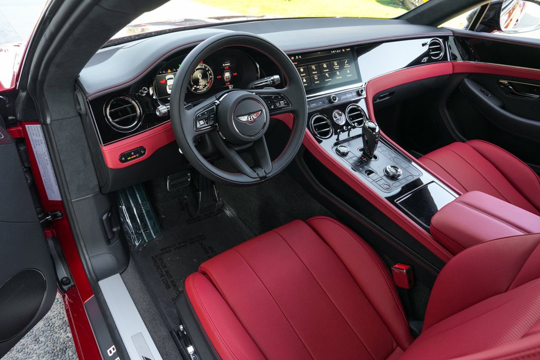 Coupe in Thousand Oaks, CA, United States 2 - 19007456