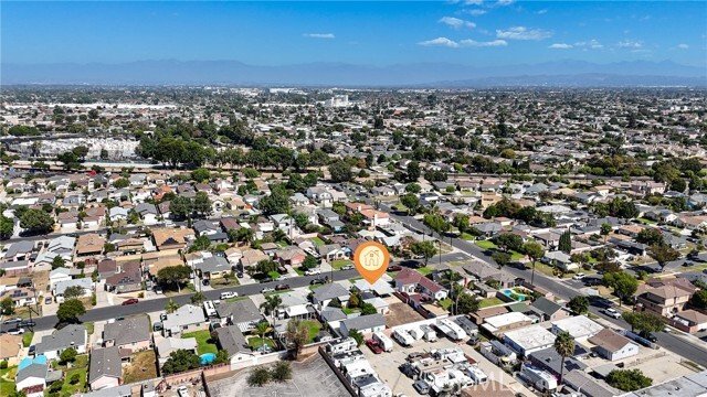 Bellflower, California, United States 5 - 19002625