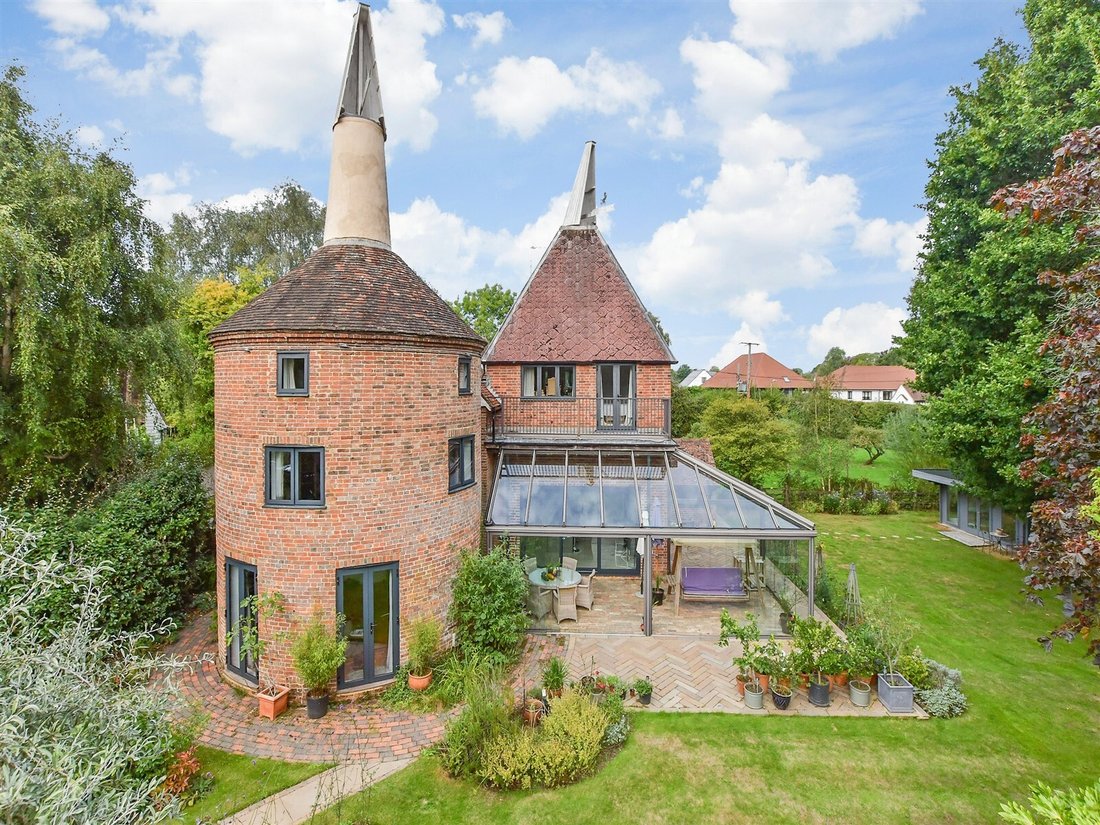 House in Lamberhurst, England 1 - 19007082