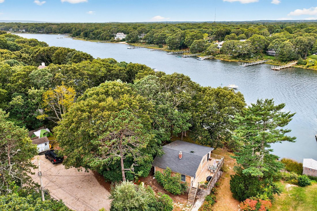 House in Falmouth, Massachusetts, United States 3 - 19001114