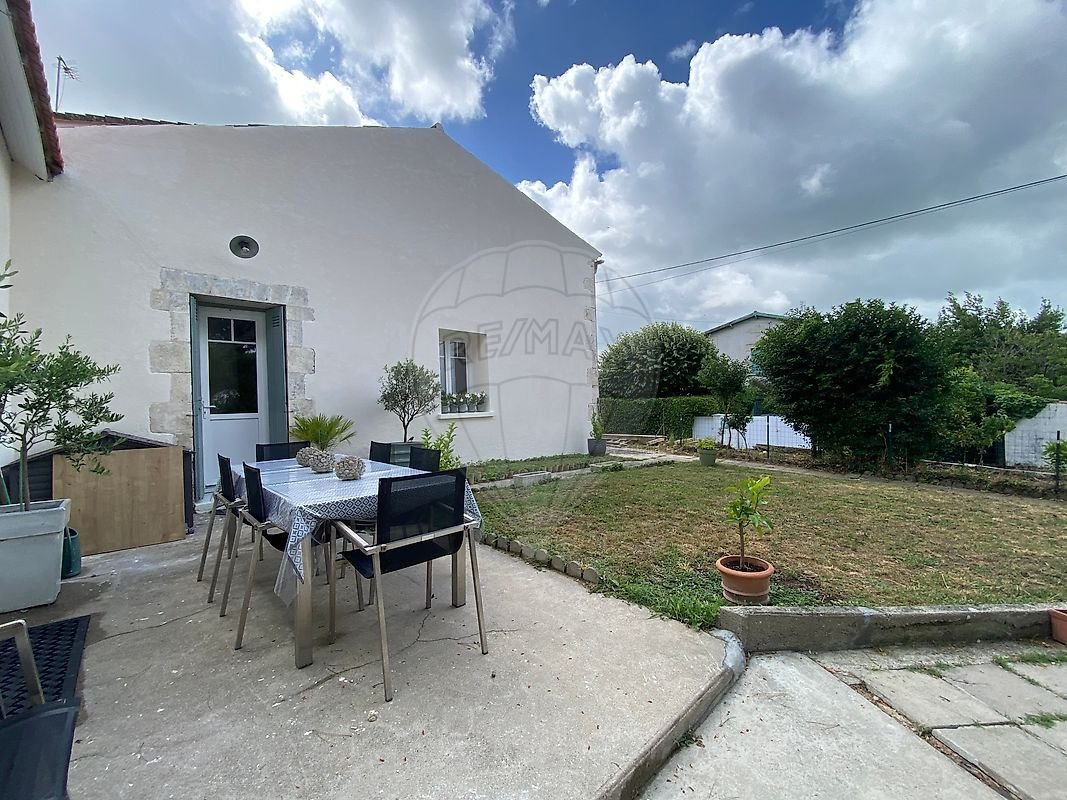 House in Saint-Palais-sur-Mer, Nouvelle-Aquitaine, France 3 - 19001384