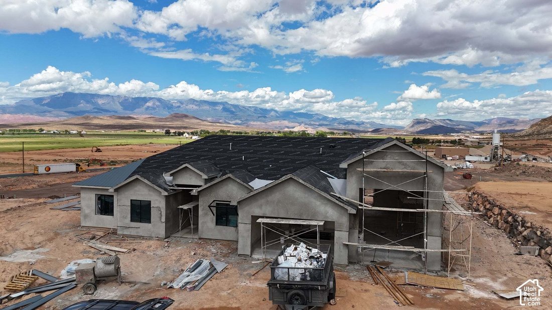 House in Hurricane, Utah, United States 1 - 18439344