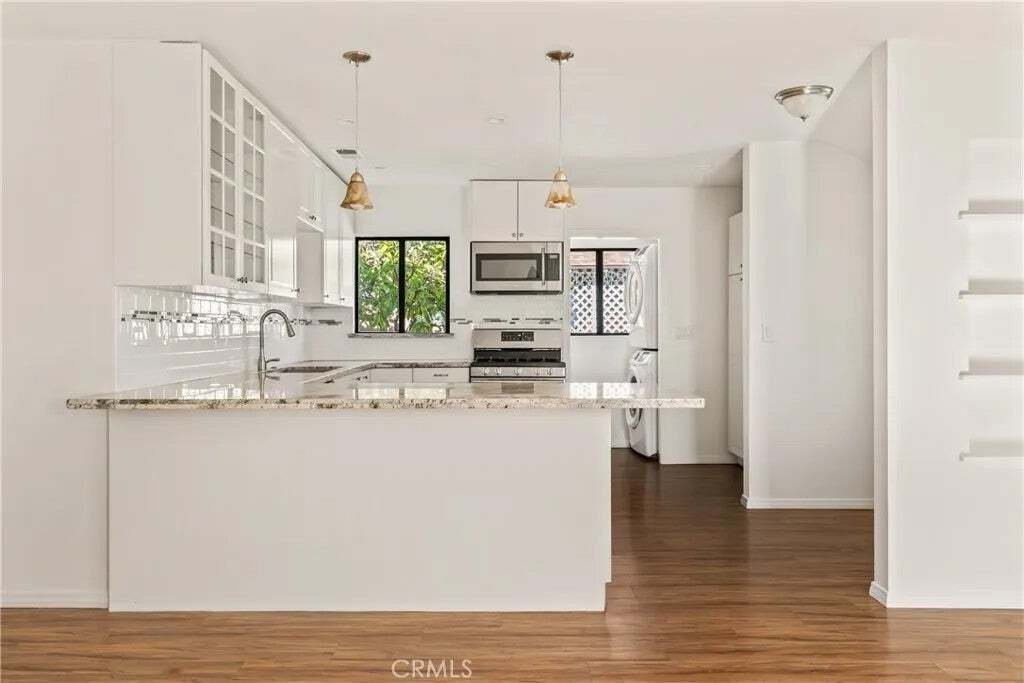 Townhouse in Burbank, California, United States 2 - 19002241