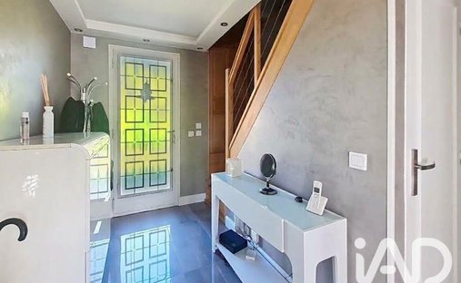 House in Centre Ville Sud, Montmagny, France 1