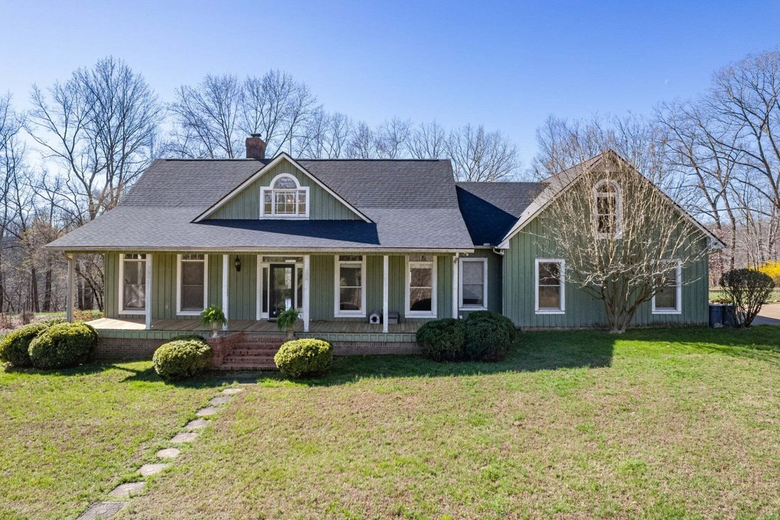 House in Lawrenceburg, Tennessee, United States 5 - 19000441