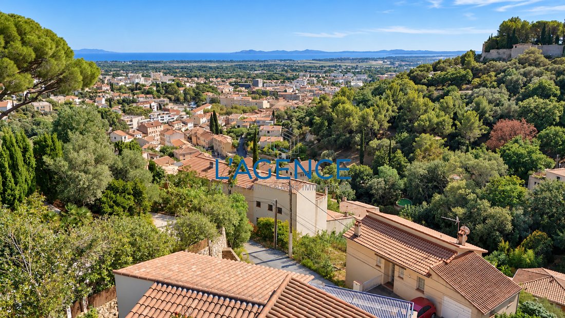 House in Hyeres, Provence-Alpes-Côte d'Azur, France 2 - 19004936