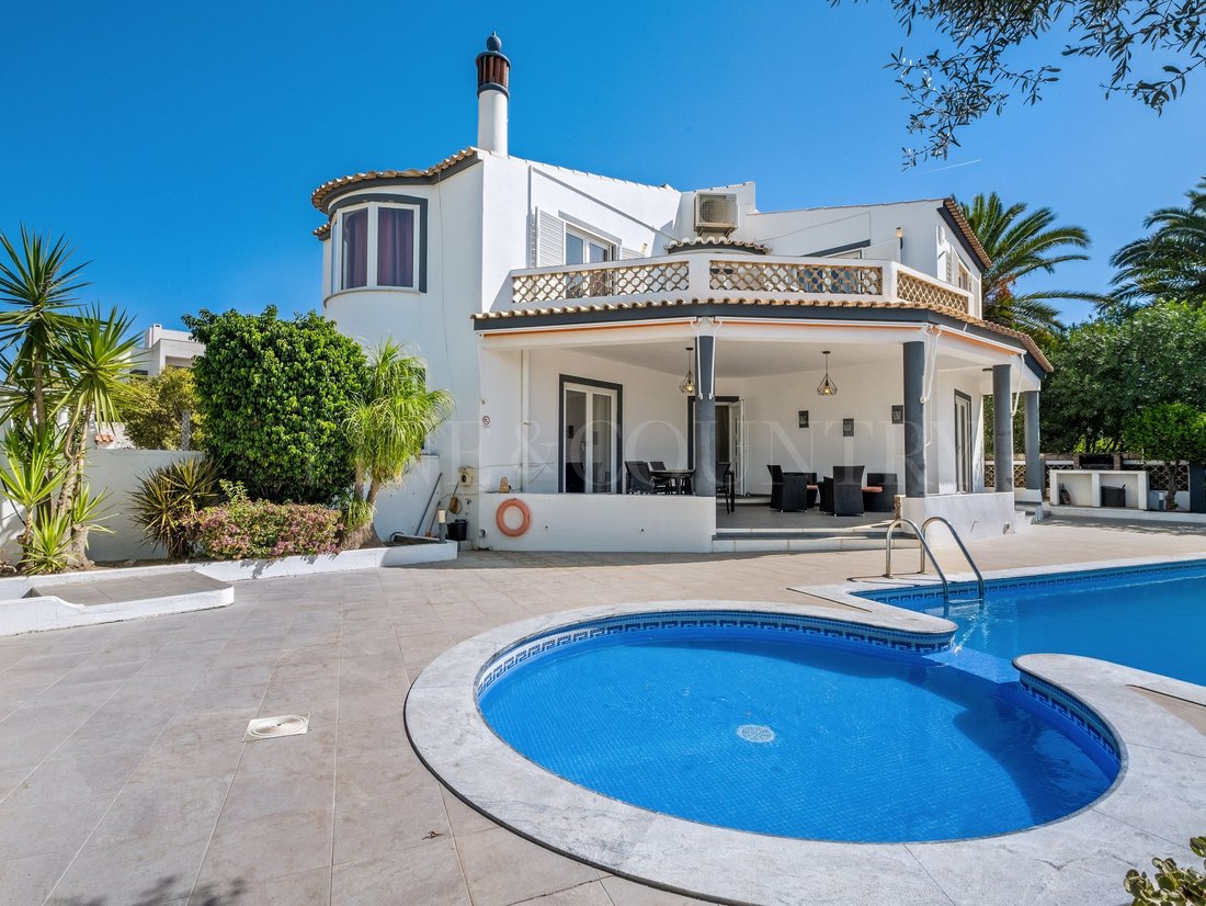 Villa in Loule (Sao Clemente), Algarve, Portugal 2 - 19005683