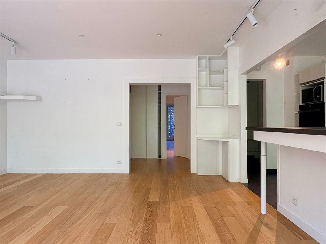 Apartment in La Plaine des Sablons, Neuilly-sur-Seine, France 4 - 19007855
