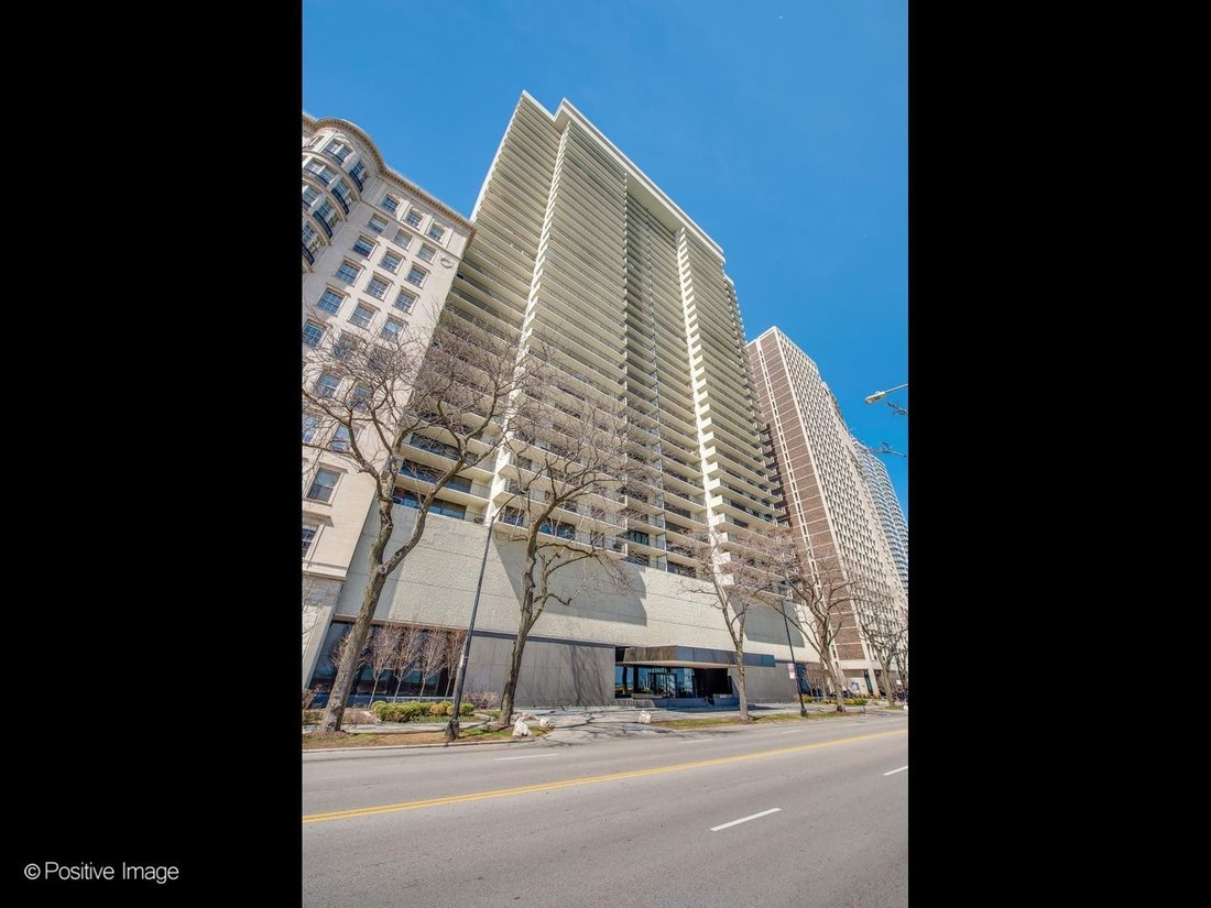 Condo in Chicago, Illinois, United States 1 - 19000798