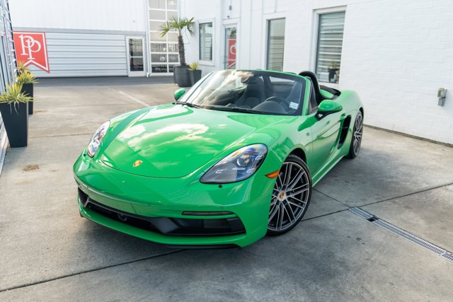 Cabriolet in Bellevue, WA, United States 3 - 19007585