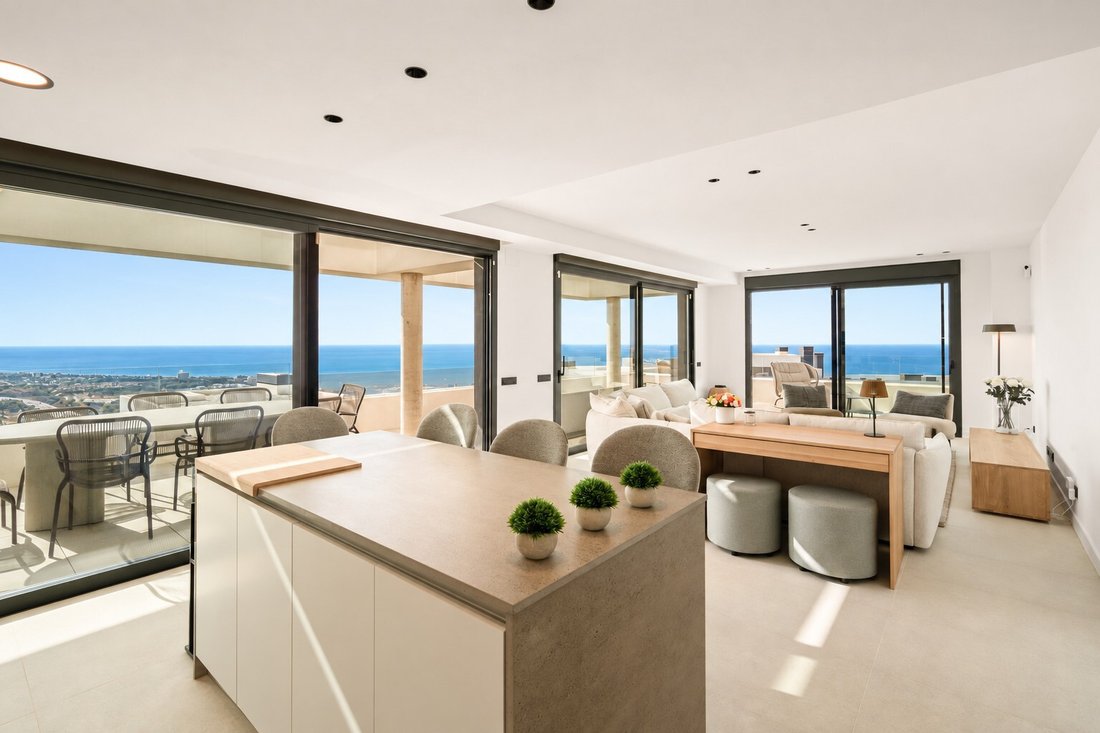 Apartment in Marbella, Andalusia, Spain 1 - 19006891