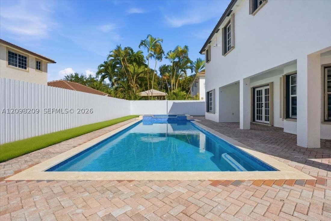 House in Hialeah, Florida, United States 4 - 19003542