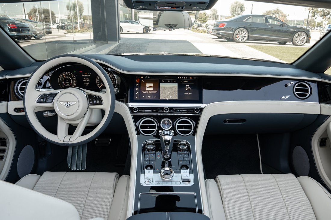 Cabriolet in Thousand Oaks, CA, United States 4 - 19007452