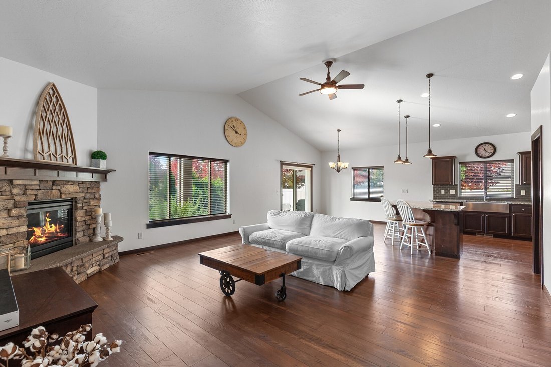 House in Coeur d'Alene, Idaho, United States 2 - 19002195