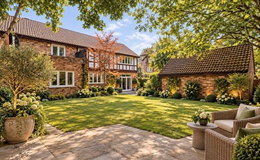 House in Copse Hill, Merton, England 1
