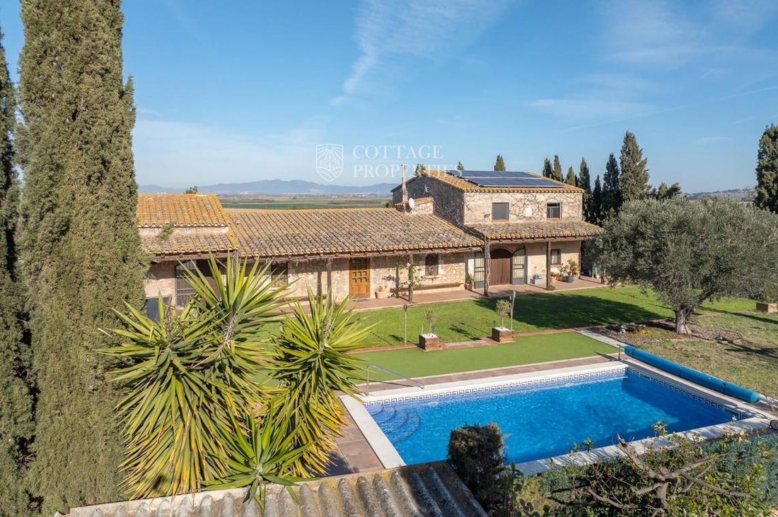 Apartment in Albons, Catalonia, Spain 2 - 18352783