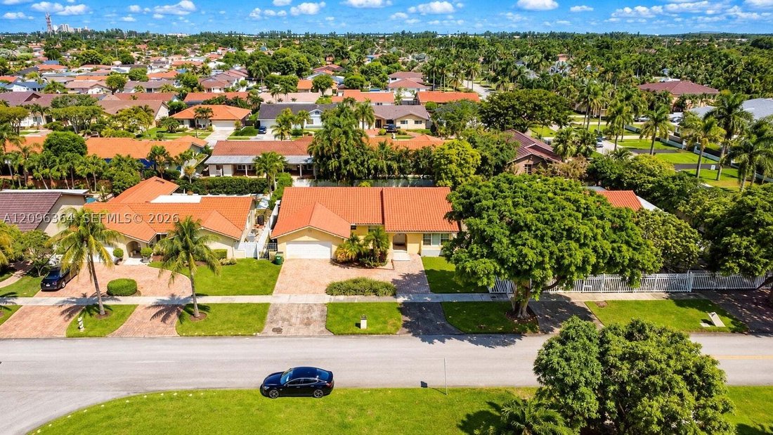 House in Miami, Florida, United States 3 - 19003563