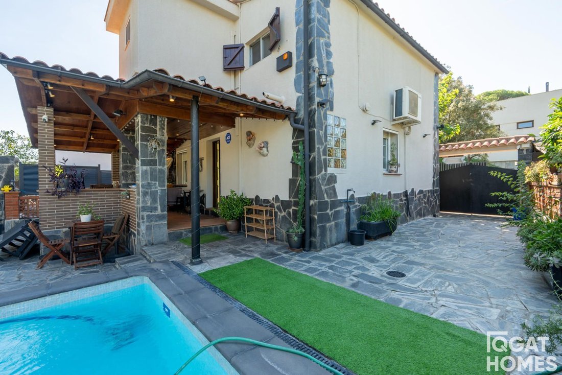 House in Sant Cugat del Valles, Catalonia, Spain 1 - 19003896
