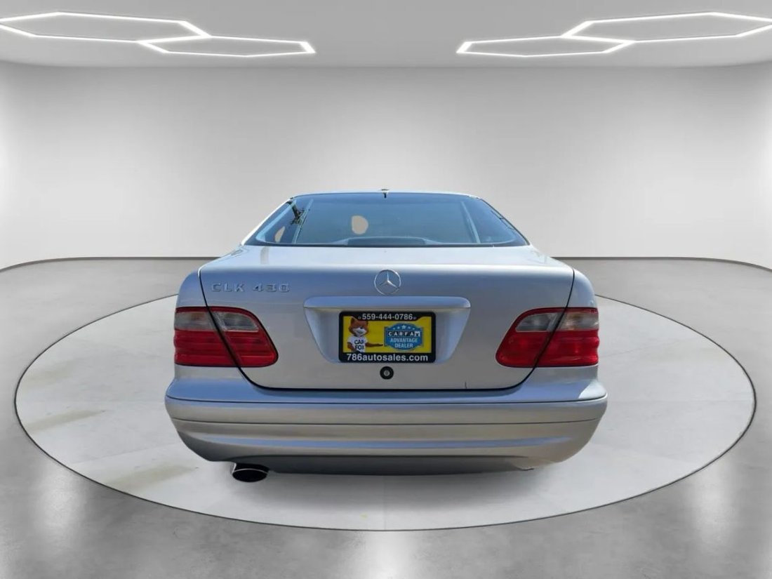 Coupe in Fresno, CA, United States 4 - 18997234