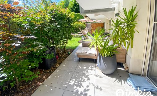 Apartment in Thierry-Saint-Cloud, Ville-d'Avray, France 1