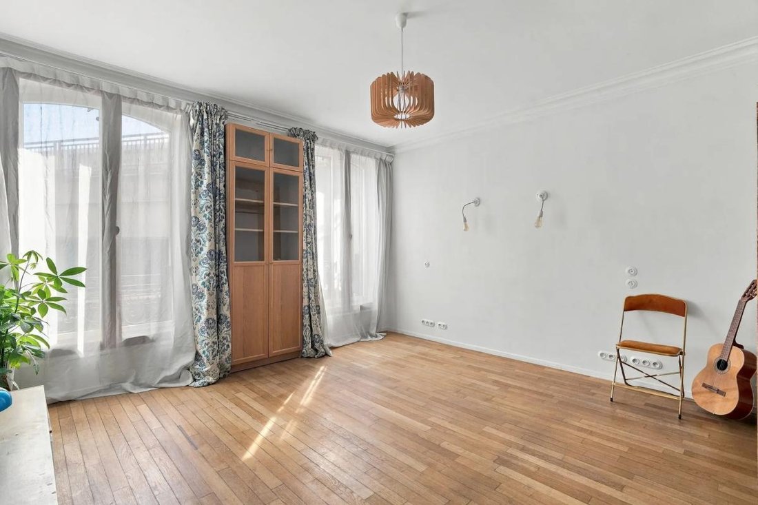 Apartment in Pont de Flandre, Paris 19e Arrondissement, Paris 5 - 19005017