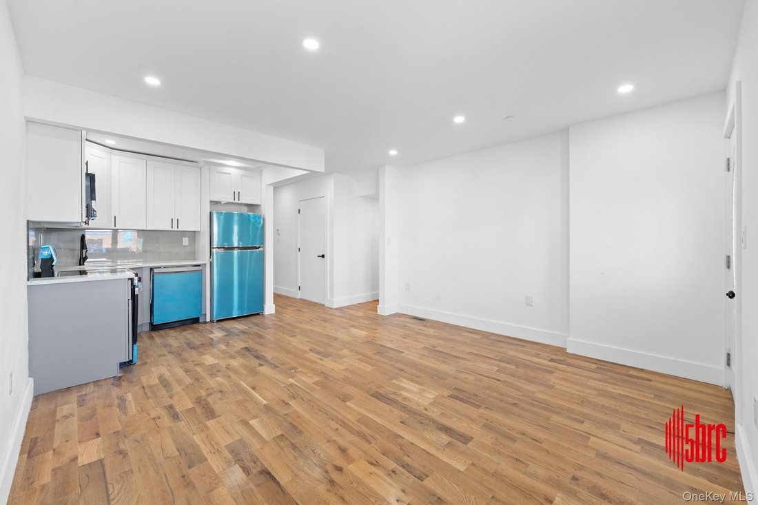 House in New York, New York, United States 5 - 19003253