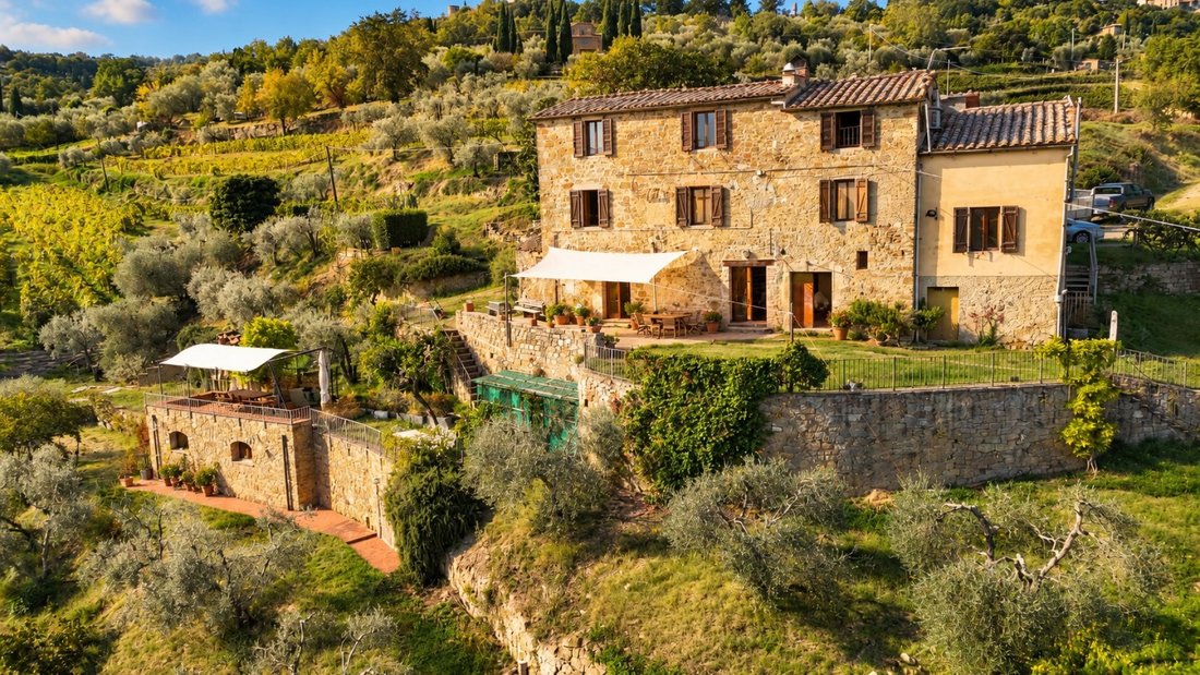 Villa in Montalcino, Tuscany, Italy 3 - 19003422