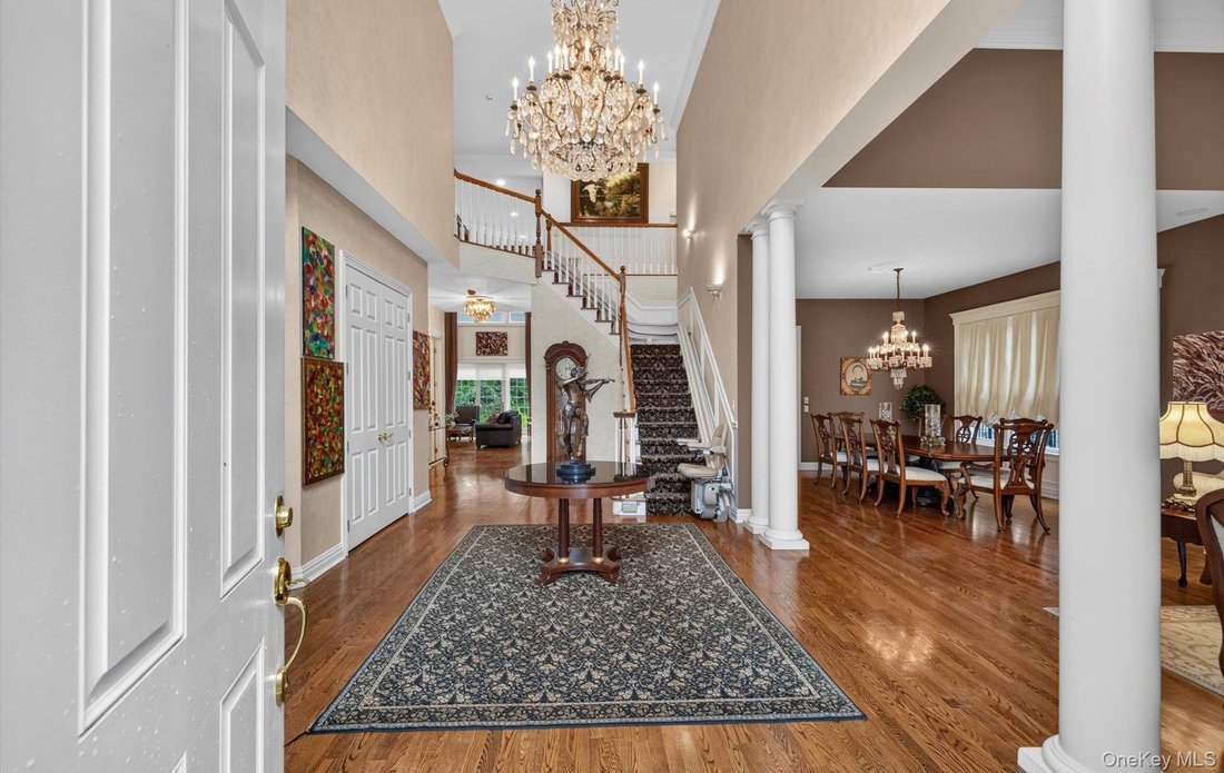 House in Manhasset, New York, United States 3 - 19000885