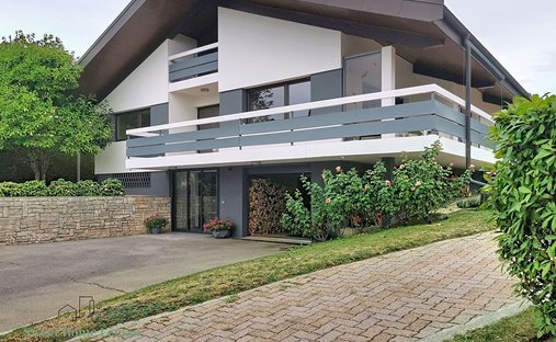 House in Allinges, Auvergne-Rhône-Alpes, France 1