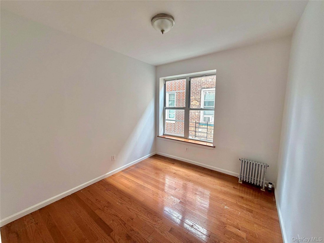 House in New York, New York, United States 5 - 19003245