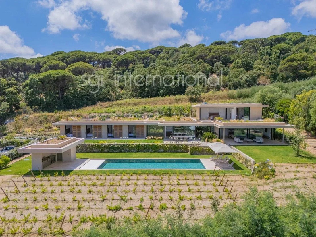 House in Ramatuelle, Provence-Alpes-Côte d'Azur, France 1 - 18189284