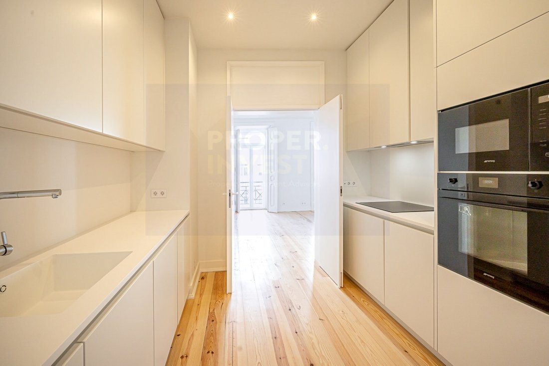 Apartment in Santo Antonio, Lisbon, Portugal 3 - 19007790