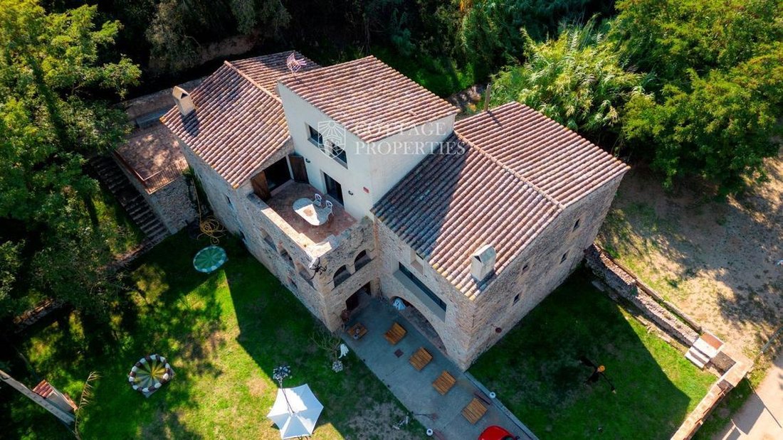 Maisons de campagne à Bàscara, Catalogne, Espagne 1 - 18352925