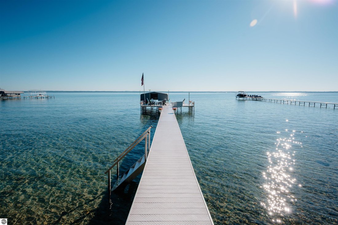 House in Traverse City, Michigan, United States 5 - 19006152