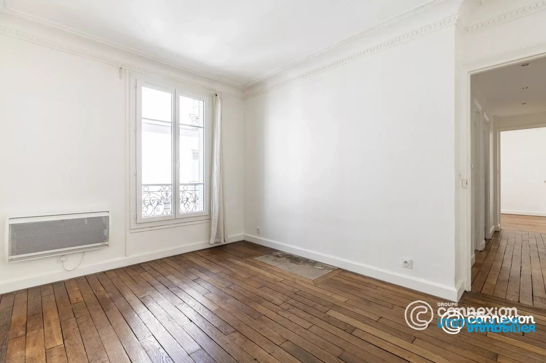 Apartment in Montmartre, Paris 18e Arrondissement, Paris 5 - 19004536