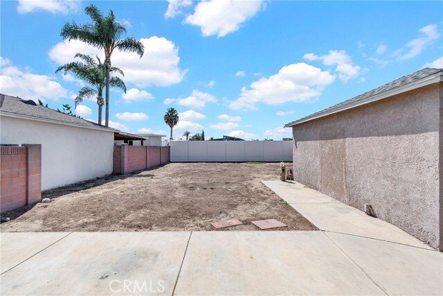 Bellflower, California, United States 2 - 19002625
