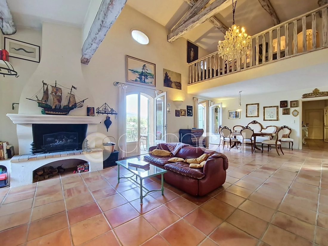 Villa in Le Rouret, Provence-Alpes-Côte d'Azur, France 5 - 19001433